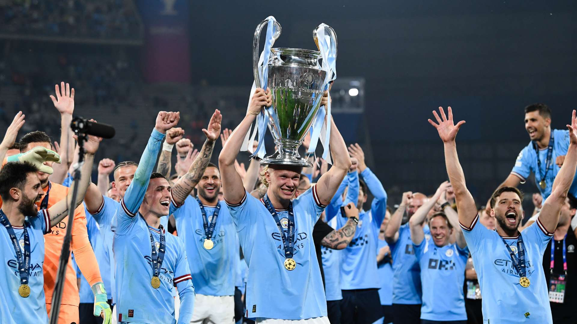 官宣：烏克蘭足球超級聯賽宣布提前結束.