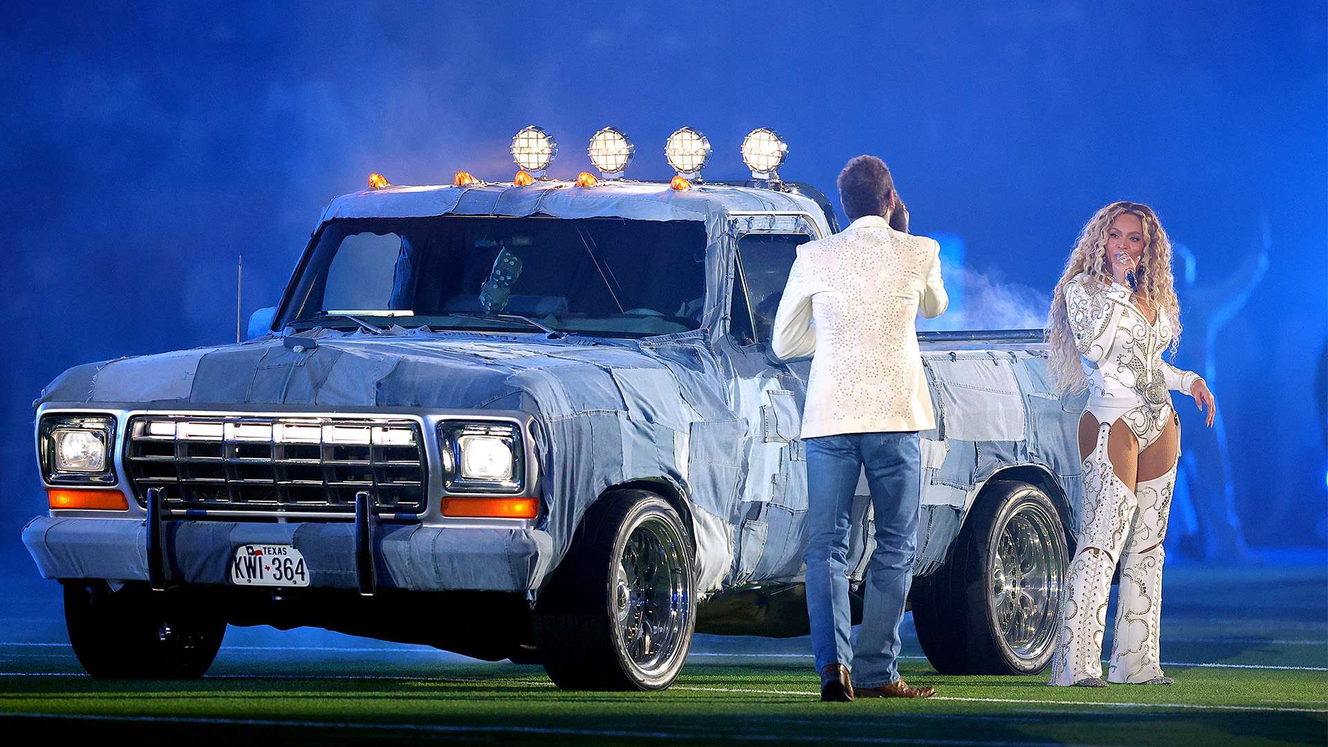 易建联“疑似嫖娼”事件继续发酵，派出所等多方回应来了.